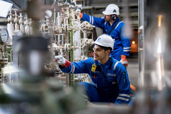 adnoc gas announces q1 net income of $1.27 billion, up 7% year on year, significantly exceeding market expectations